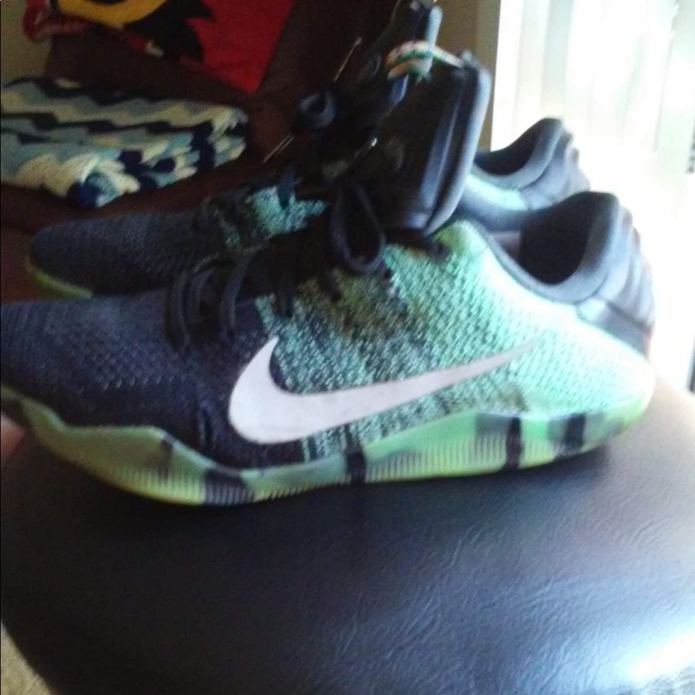 Kobe 9 northern lights
